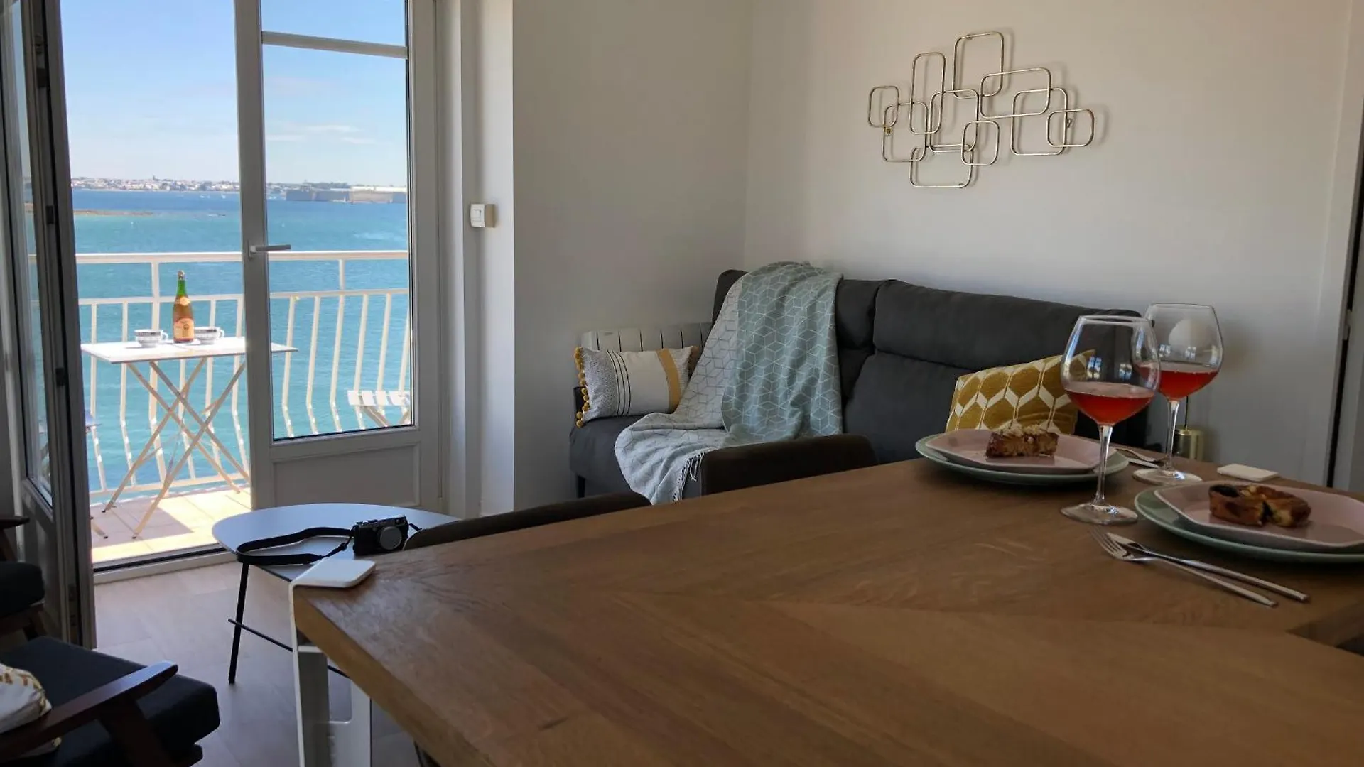 Ref 236 - Larmor-Plage Type 2 Avec 3 Balcons Pleine Vue Mer Et Au Pied Du Centre France