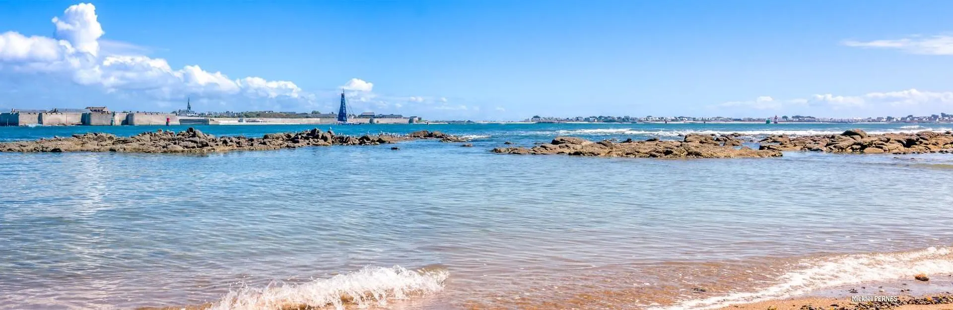 Apartment Ref 236 - Larmor-Plage Type 2 Avec 3 Balcons Pleine Vue Mer Et Au Pied Du Centre